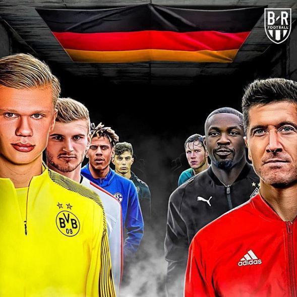 津门虎主帅于根伟积极引援奥乌苏，助力球队提升，期待其归化入籍，展现强大进攻实力，助球队稳定发展。（于根伟推动引进奥乌苏强化津门虎火力，盼其归化助球队稳步提升）