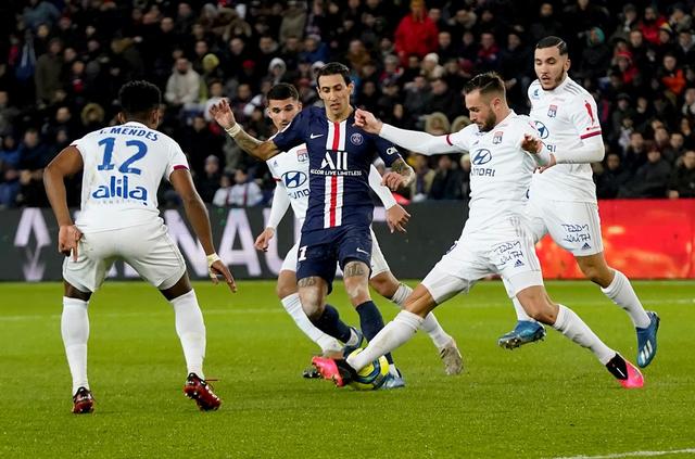 幸福甜蜜，高准翼爱人社媒分享婚纱照拍摄花絮（甜蜜满满，高准翼爱人在社媒晒出婚纱照拍摄花絮）