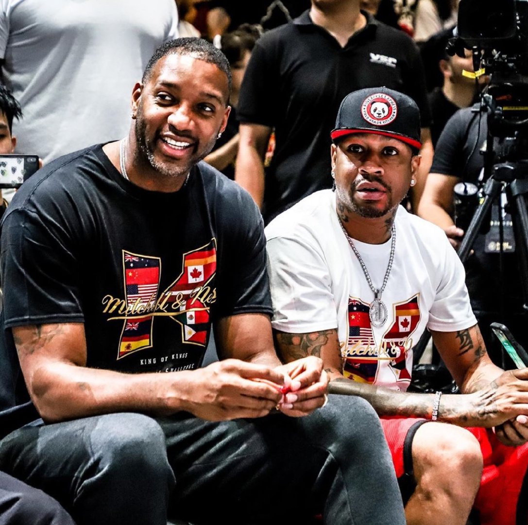 掘金约基奇三双末节爆发（约基奇砍三双带动掘金末节爆发）