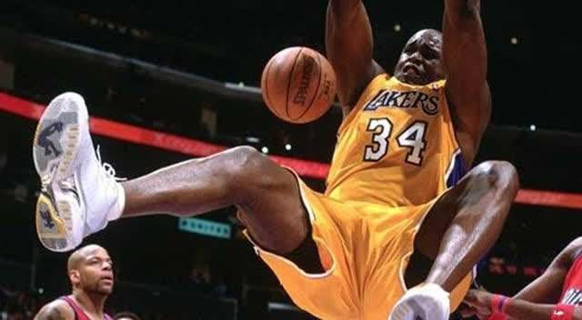 博洛尼亚vs那不勒斯：奥尔索利尼、达林加首发，麦克托米奈、霍伊伦出战（博洛尼亚战那不勒斯：奥尔索利尼、达林加先发，麦克托米奈、霍伊伦登场）