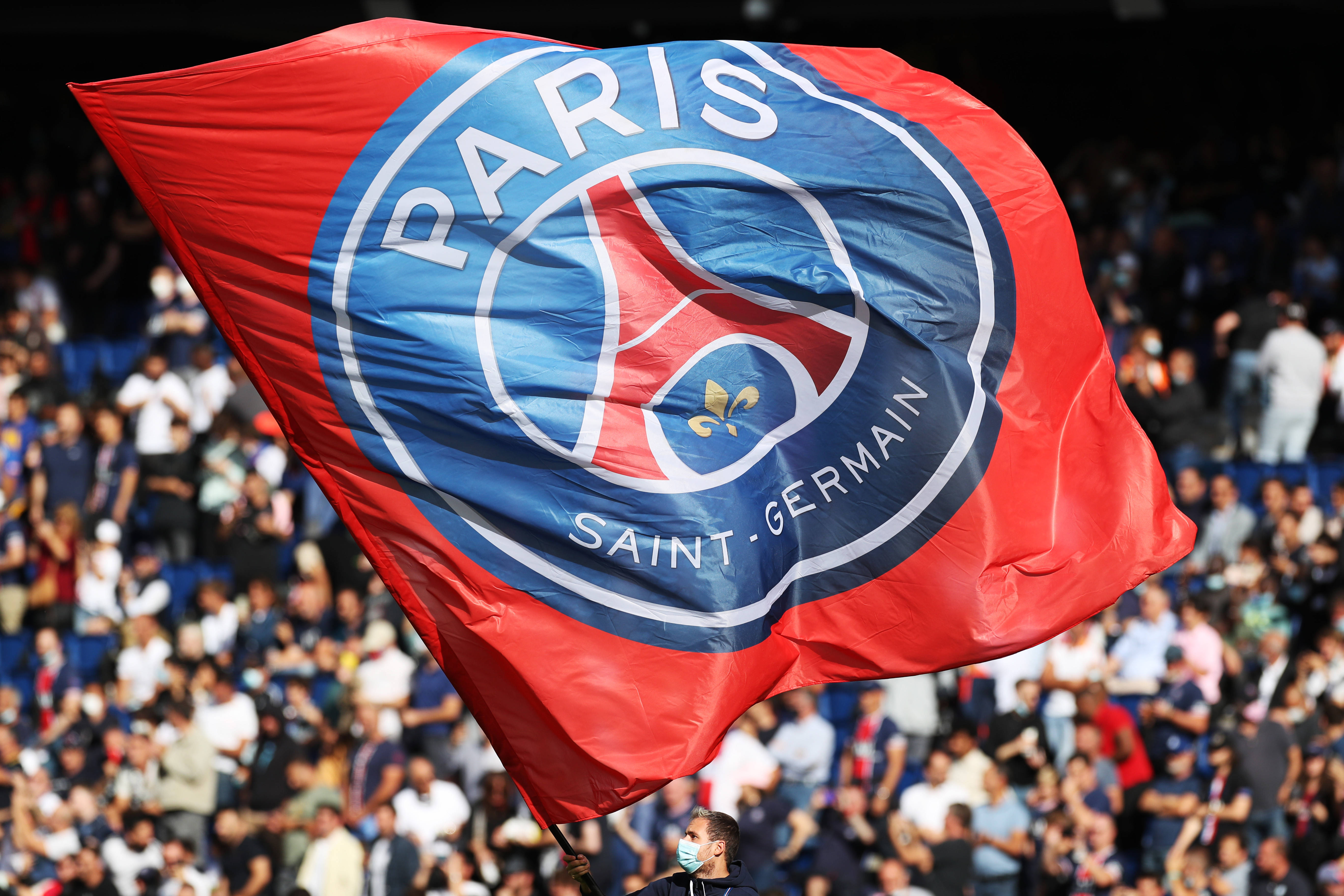 【欧冠】——心疼阿隆索，哪里都是曼城（欧冠：阿隆索无奈，曼城无处不在）