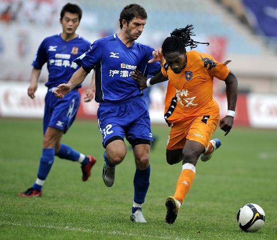 骑士vs凯尔特人前瞻：双方各有不利因素，球队韧性决定走向（骑士VS凯尔特人前瞻：各有短板，韧性强者定胜负）