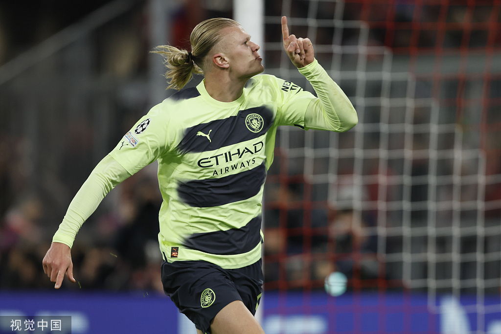 开赛！桐庐上演马术“巅峰对决”（赛事打响！桐庐上演马术巅峰之战）