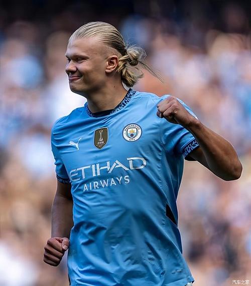 意媒：为避免球迷干扰，斯帕莱蒂决定尤文不在那不勒斯过夜（意媒：斯帕莱蒂为避球迷打扰，决定尤文不在那不勒斯过夜）