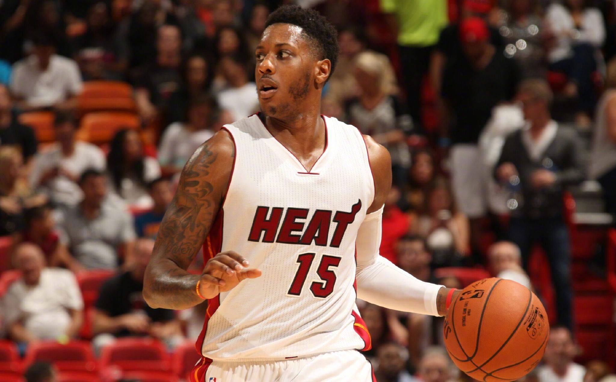 利物浦第二次在欧冠主场丢4+球，上一次是2023年2-5皇马（利物浦欧冠主场再现4+失球，上一次是2023年2-5负皇马）