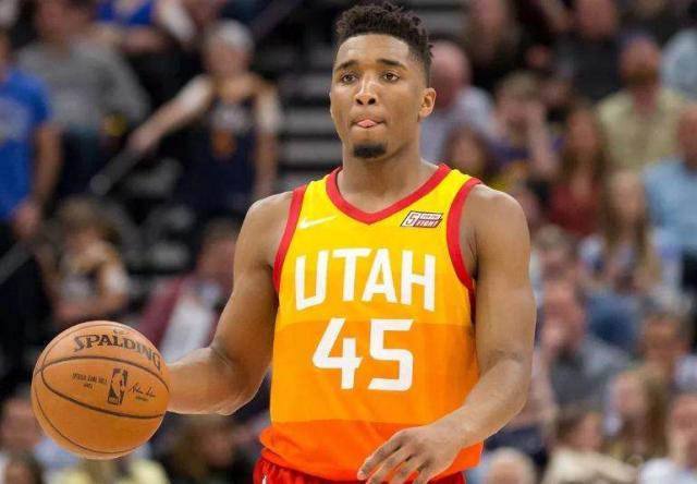 断层领先，2023年以来麦克托米奈为苏格兰打进12球（自2023年以来，麦克托米奈为苏格兰攻入12球，遥遥领先）