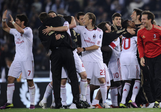 名记：利物浦中场莫顿将在周二正式签约加盟里昂（权威记者：利物浦中场莫顿将于周二完成签约，加盟里昂）