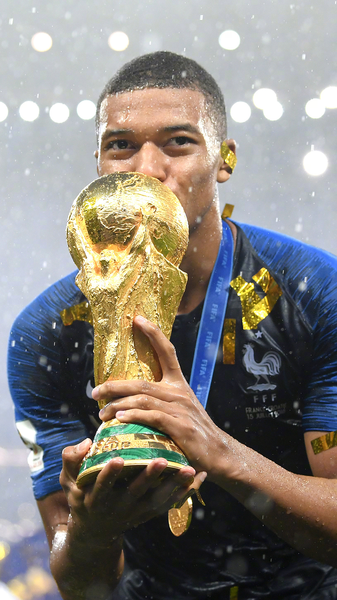 阿根廷电视台报道养老金诈骗案，加斯佩里尼意外成为乌龙主角（阿根廷电视台播报养老金诈骗，加斯佩里尼误成乌龙焦点）